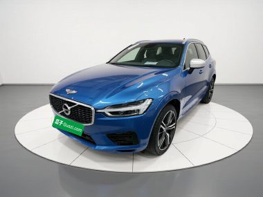 Volvo XC60 2020, фото 1