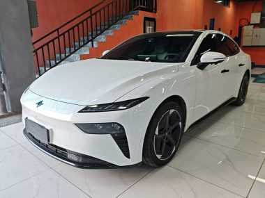 Dongfeng eπ e 007 2025, фото 1