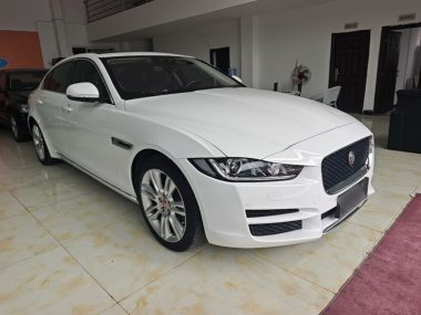 Jaguar XEL 2.0T 200PS — фото 3