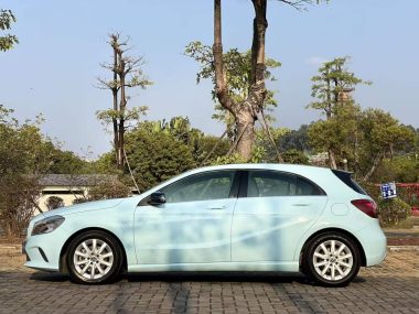 Mercedes-Benz A-Class (Import) A 180 — фото 4