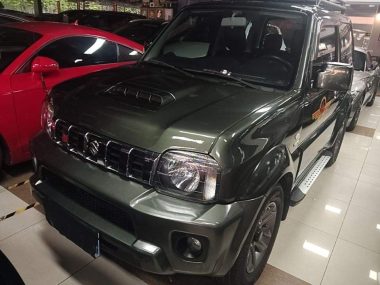 Suzuki Jimny 2018, фото 1