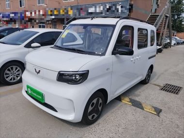 Wuling Zhiguang NEV 2026, фото 1