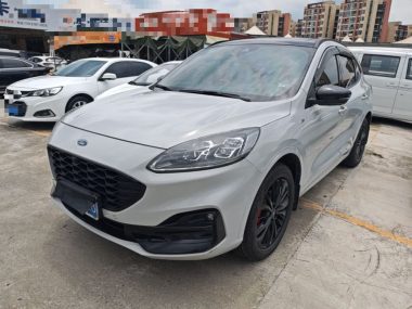 Ford Escape 2023, фото 1