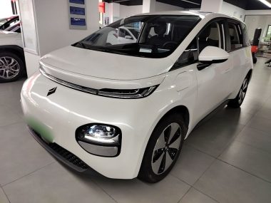 Baojun Yunduo 2024, фото 1