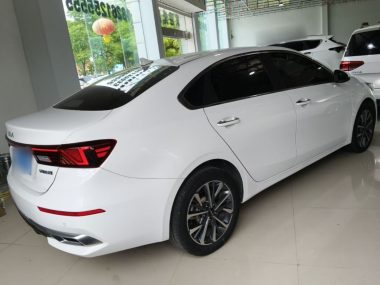 Kia K3 1.5L CVT — фото 4