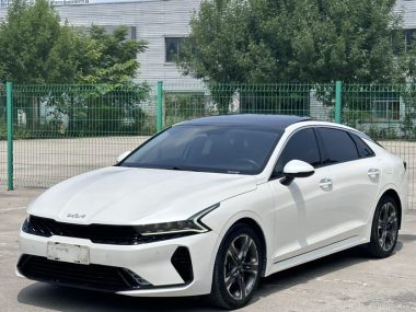 Kia K5 2024, фото 1