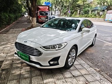 Ford Mondeo 2021, фото 1