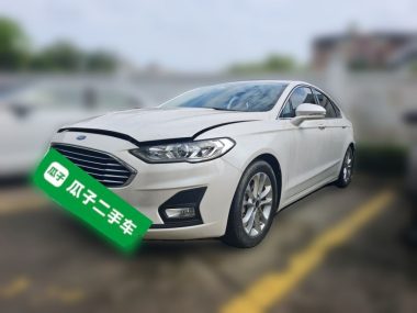 Ford Mondeo 2022, фото 1