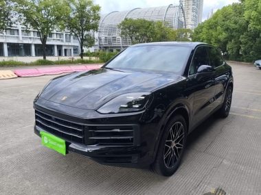 Porsche Cayenne 2026, фото 1