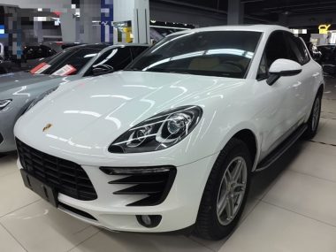 Porsche Macan 2018, фото 1