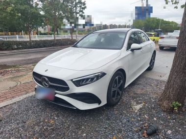Mercedes-Benz Mercedes-BenzAClass 2026, фото 1