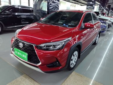 Toyota Yaris L 2022, фото 1
