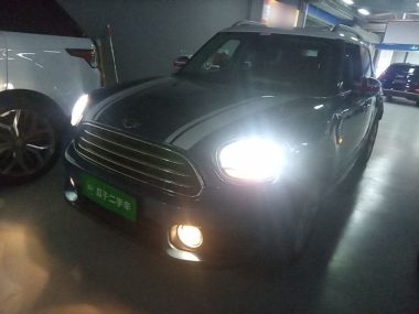 MINI COUNTRYMAN 2018, фото 1