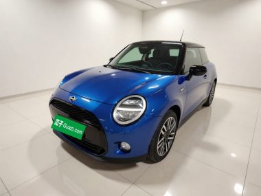 MINI COOPER 2025, фото 1