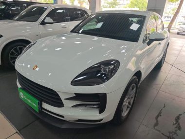 Porsche Macan 2018, фото 1