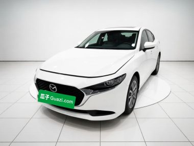 Mazda 3 2020, фото 1