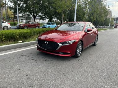 Mazda 3 2021, фото 1