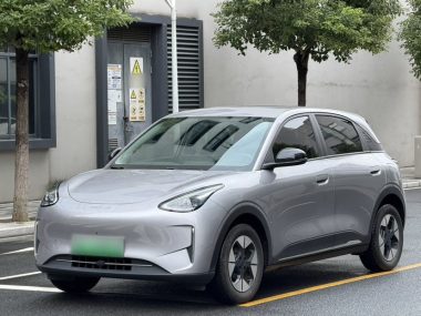Geely Galaxy Starwish 2025, фото 1