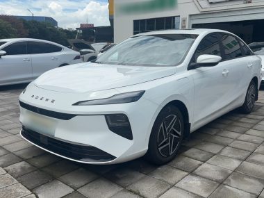 Roewe D6 2025, фото 1