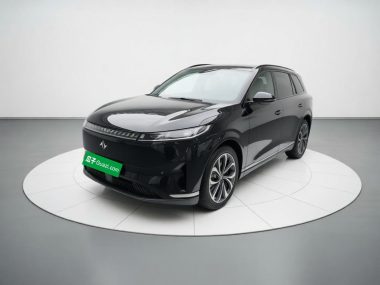 Dongfeng eπ e 008 2025, фото 1