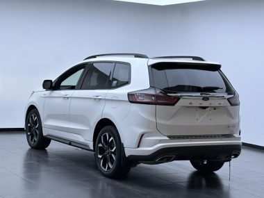 Ford Edge PLUS EcoBoost 245 ST-Line 7 — фото 4