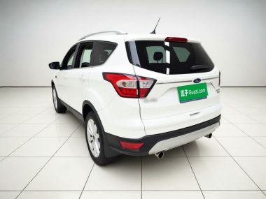 Ford Kuga EcoBoost 180 — фото 4