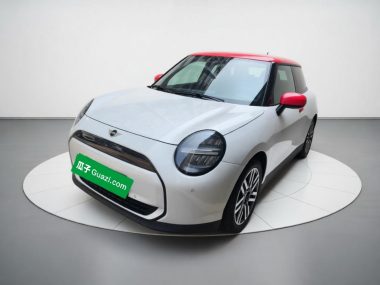 MINI COOPER 2024, фото 1