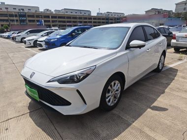 Roewe i5 2025, фото 1
