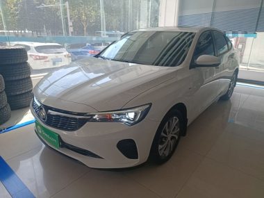 Buick Verano 2022, фото 1