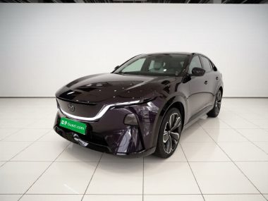 Mazda MazdaEZ-60 2025, фото 1