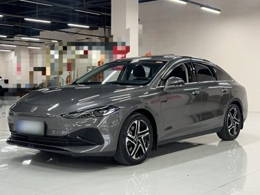 Roewe D7 2024, фото 1