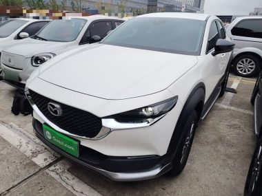 Mazda CX-30 2023, фото 1