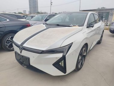 Lingxi L 2026, фото 1