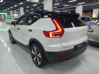 Volvo XC40 Long Range Edition — фото 4