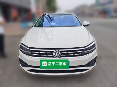 Volkswagen Lamando 230TSI DSG — фото 2