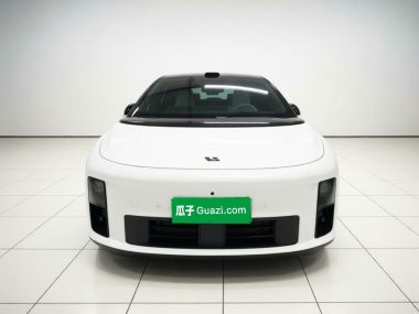 Li Auto i6 2WD Standard Edition — фото 2