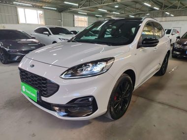 Ford Escape 2023, фото 1