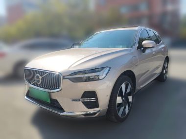 Volvo XC60 2023, фото 1
