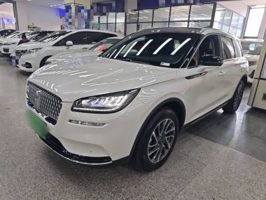 Lincoln Corsair 2022, фото 1