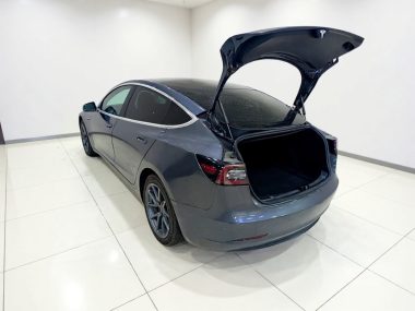 Tesla Model 3 (Import) (52 ) — фото 4