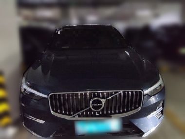 Volvo XC60 B5 — фото 2