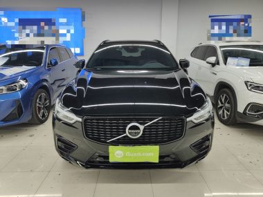 Volvo XC60 T8 E — фото 2
