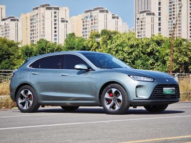 AITO M5 EREV RWD Standard Edition — фото 3