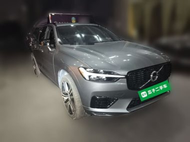 Volvo XC60 T8 E — фото 3
