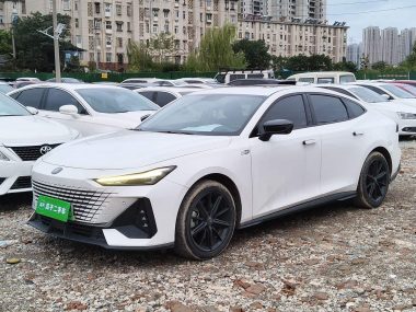 Changan UNI-V iDD 2023, фото 1