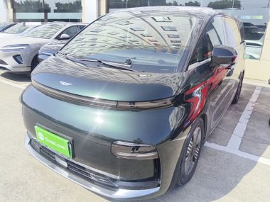 Geely Galaxy L380 2024, фото 1