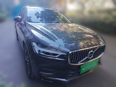 Volvo XC60 T5 V — фото 3