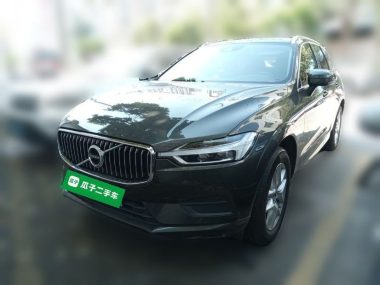 Volvo XC60 2019, фото 1