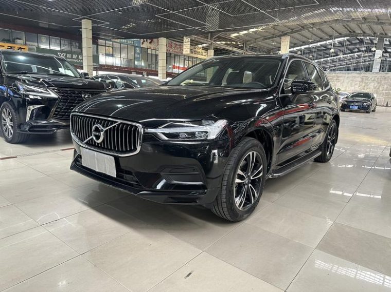 Volvo XC60 T5 4WD Zhiyuan