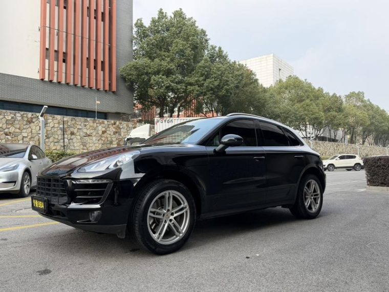 Porsche Macan 2.0T